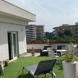 panoramico-roof-garden-a-poggiofranco.barihotels.org/